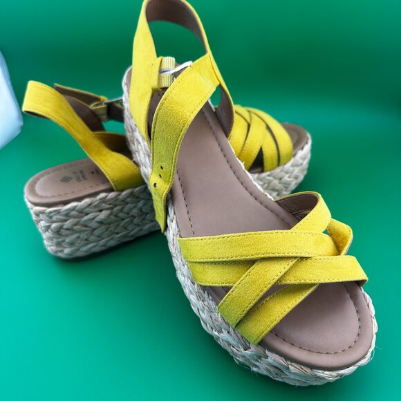 NWOT WOMEN'S "CALL IT SPRING" ANKLE STRAP PLATFORM WEDGE SANDAL YELLOW, SIZE 8 - Picture 6 of 10